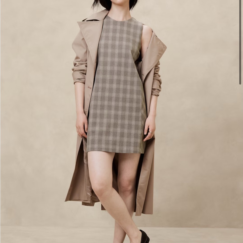NWT Banana Republic Chic Plaid Shift Dress